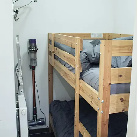 Avec Terrasse Proche Apartmán De Panne